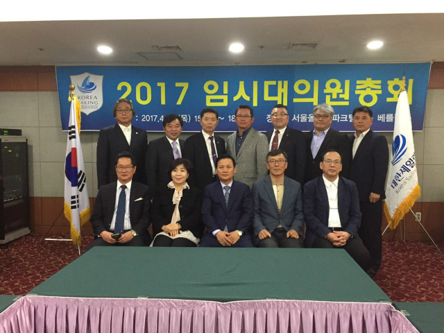 단체사진2.jpg