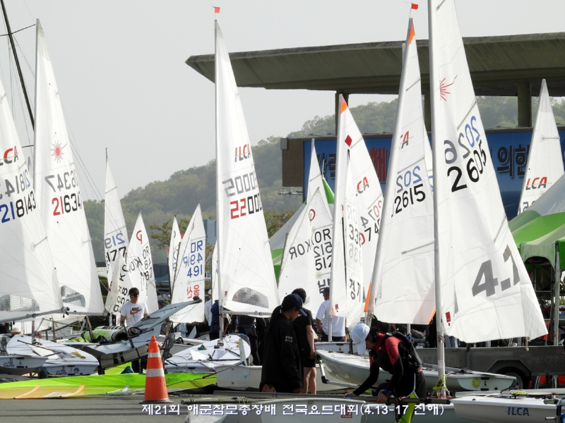 제21회 해군참모총장배 전국요트대회 경기 사진